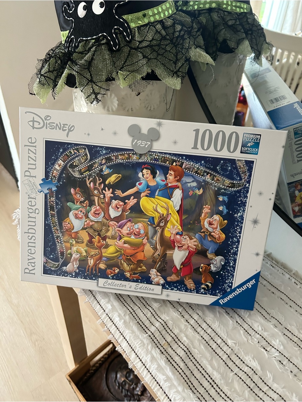 Ravensburger Disney Snow White & Seven Dwarfs 1000 Piece Jigsaw Puzzle